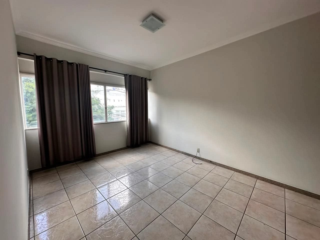Apartamento na praça Matriz - Centro