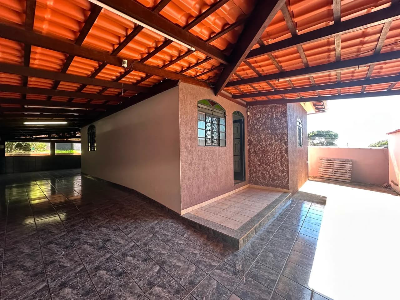 Casa com 173 m² com 3 quartos - Itaunense