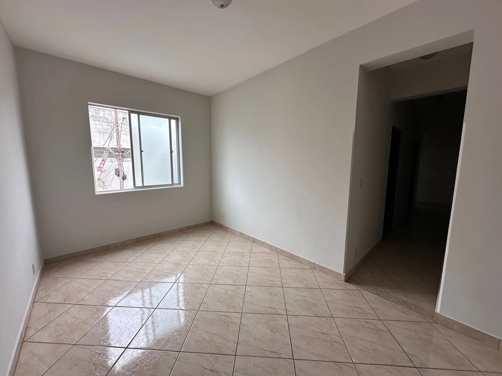 Apartamento com 3 quartos e 2 banheiros - Universitário