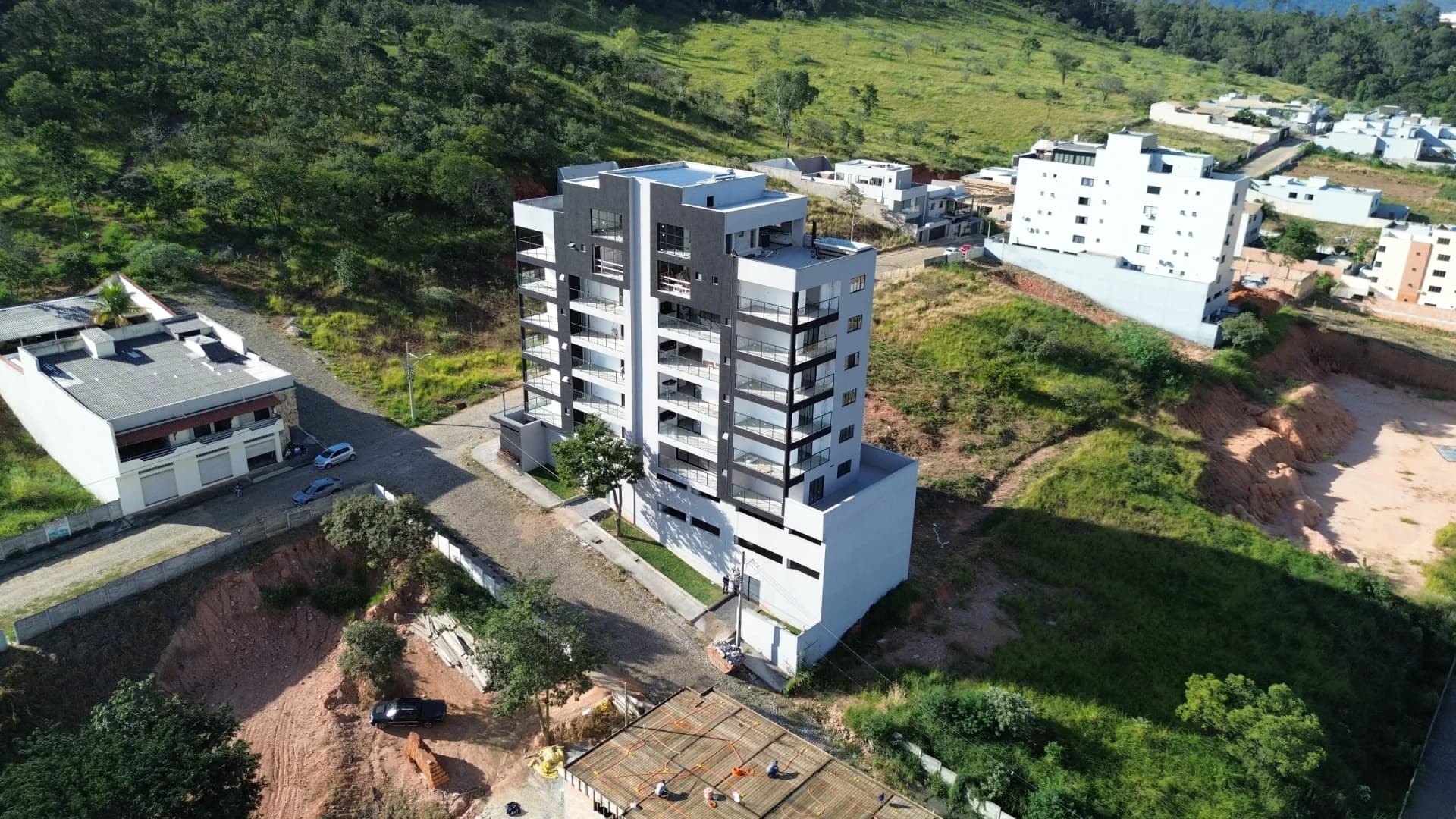 Apartamento com 146 m² e varanda - Tropical