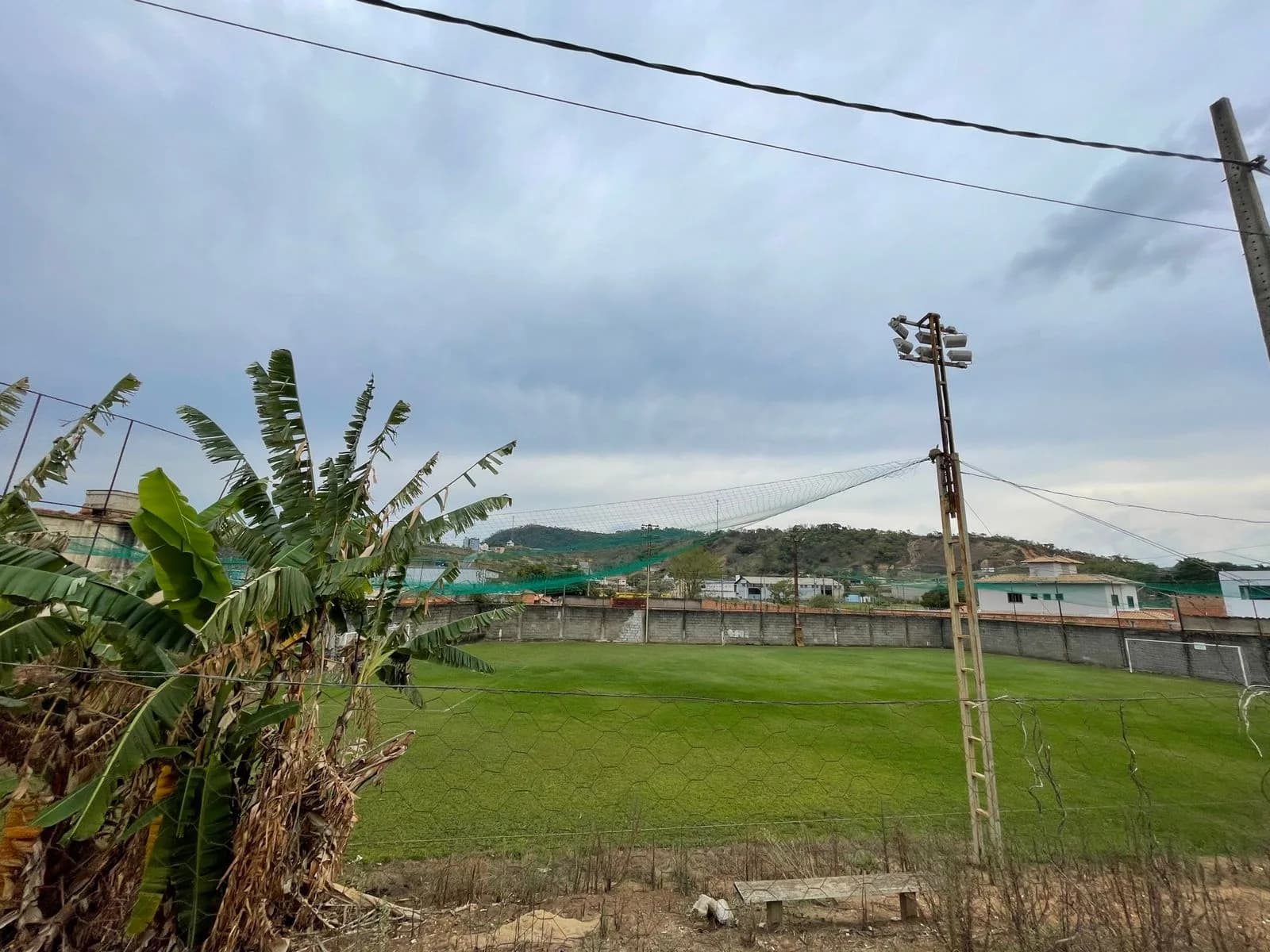 Área com 3500 m² - Vila Vilaça