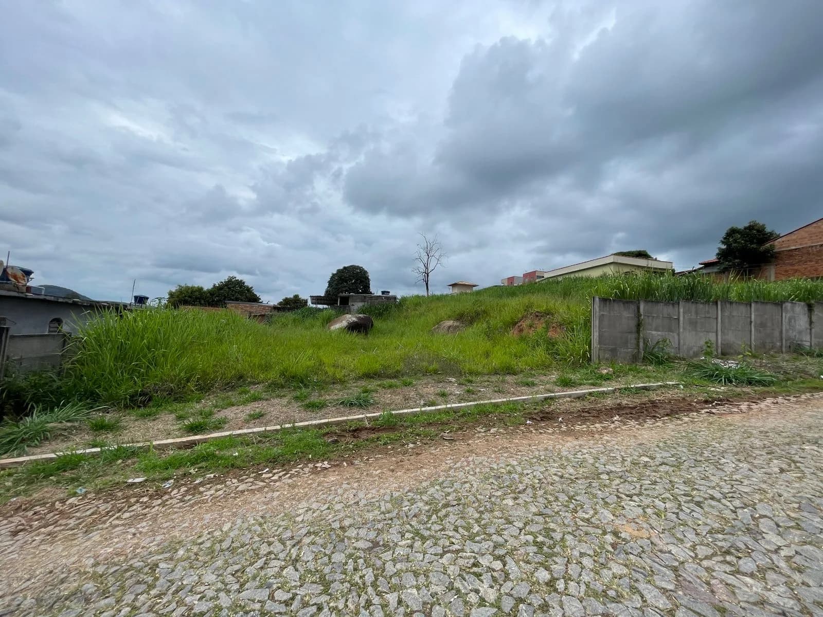 Lote plano com 390 m² - Parque Jardim