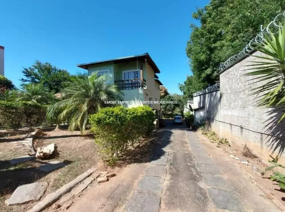 Casa com ótima localização - Chácara do Quitão